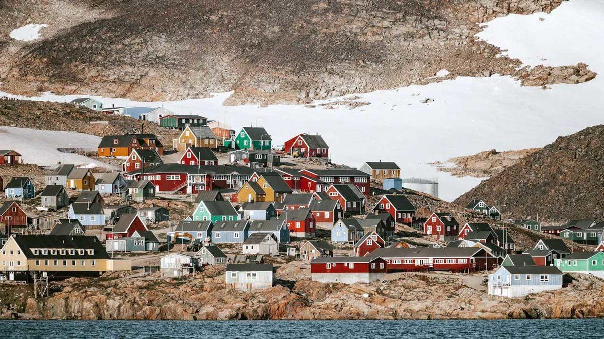 Buzlarla Kaplı Olmasına Rağmen İsminin Anlamı Neden ‘Yeşil Bölge’? Grönland Hakkında İnanmakta Zorlanacağınız 12 Bilgi