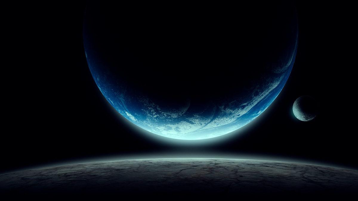 Evrenin Derinliklerinde Bir Yerde Bambaşka 