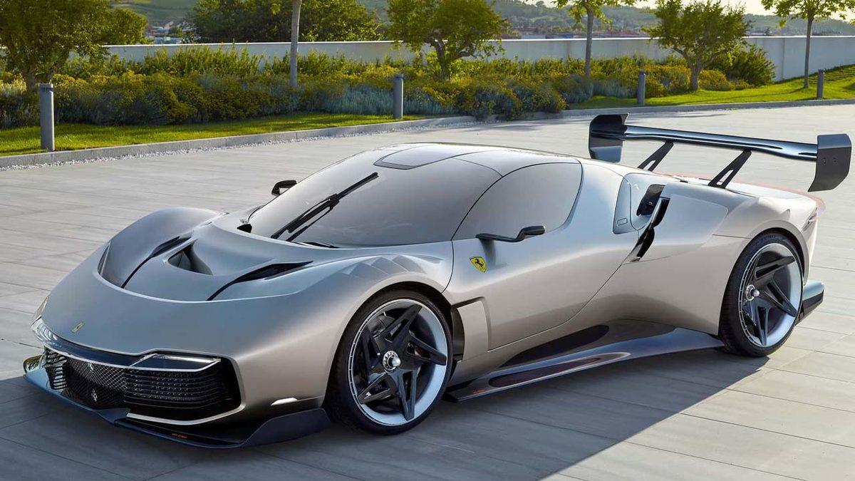 Tek Bir Kişiye Özel Üretilen, Hiçbir Ferrari’ye Benzemeyen Hiper Otomobil: Ferrari KC23! [Video]