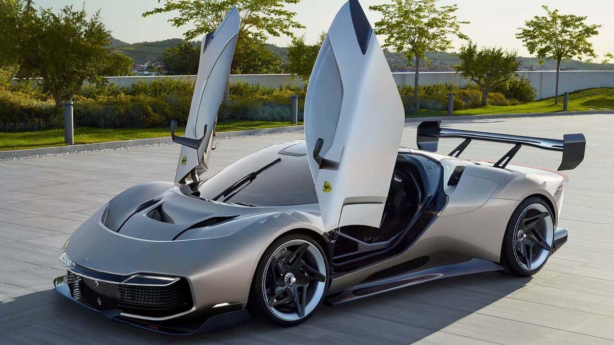Tek Bir Kişiye Özel Üretilen, Hiçbir Ferrari’ye Benzemeyen Hiper Otomobil: Ferrari KC23! [Video]