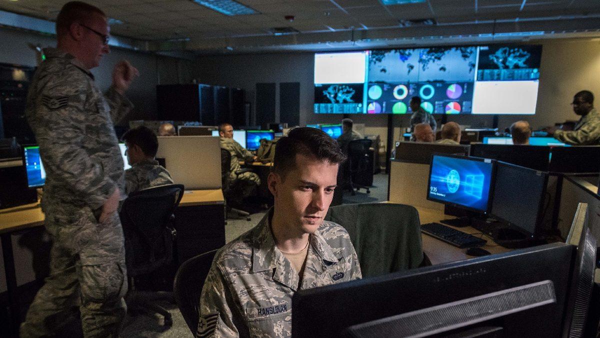 ABD Ordusuna Ait Önemli Mailler, Yıllardır Başka Ülkeye Gönderiliyor: Nedeni ise Küçük Bir Yazım Hatası!