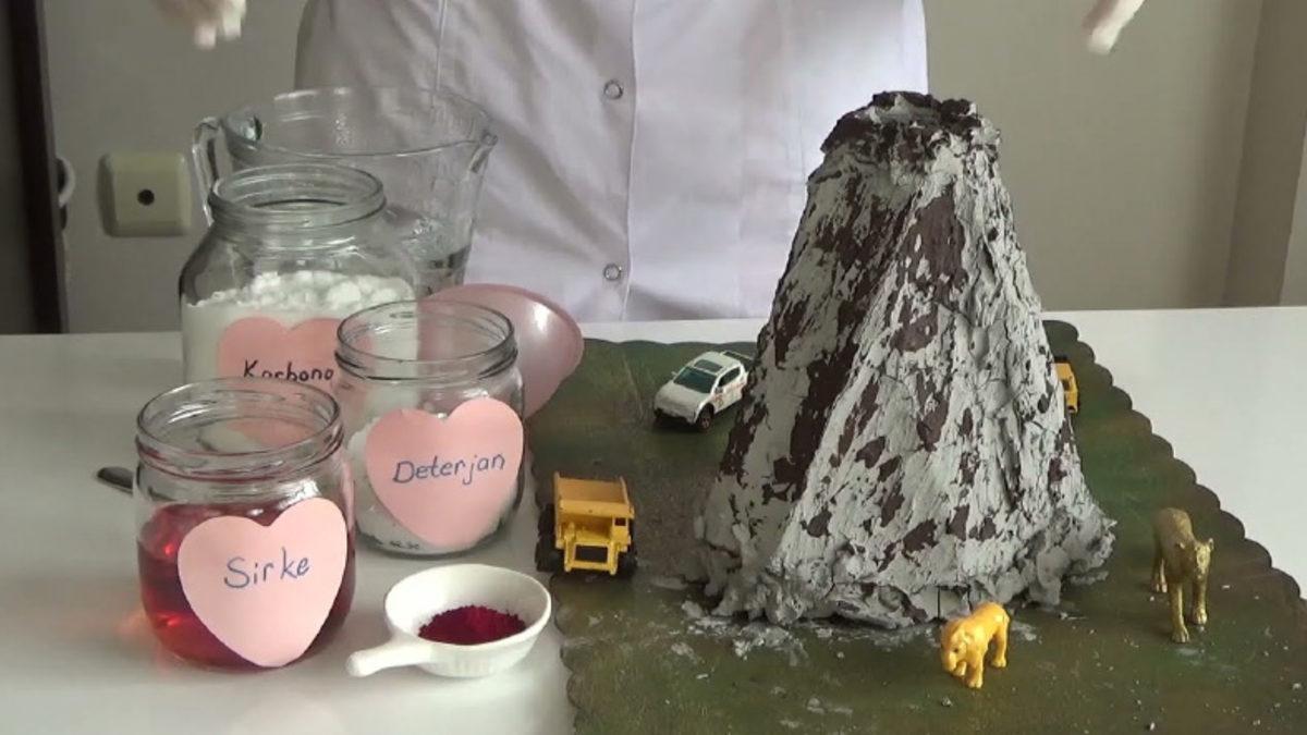 Çocukken Okulda Yaptığımız Bu Bilimsel Deneyleri Hatırlayınca İçiniz Cızz Edecek!