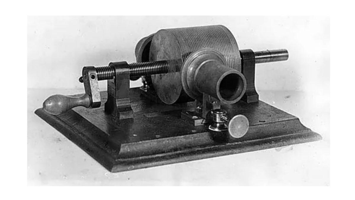 Adı Genellikle Ampul ile Anılan Edison’un Günlük Hayatta da Sık Kullandığımız ama Çok Bilmediğimiz İcatları