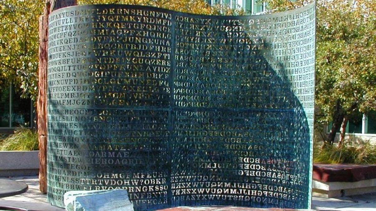 CIA Binasının Önünde Bulunan ve Şifresinin Sadece Bir Kısmı Çözülebilen 