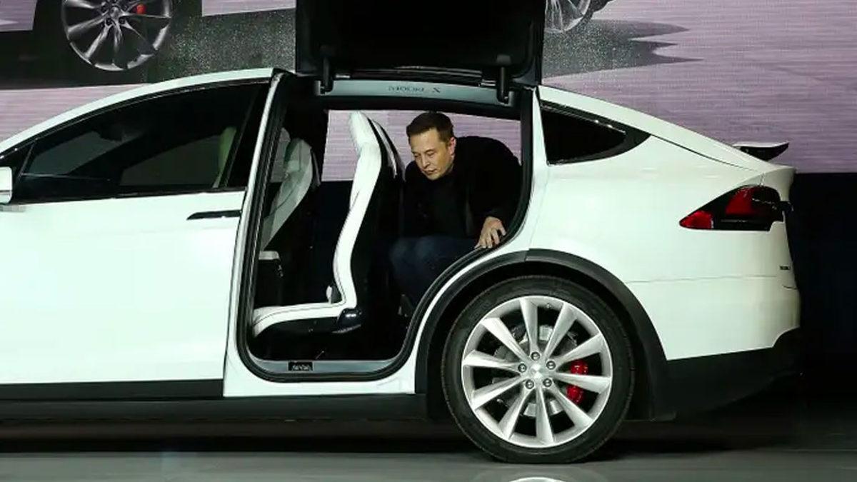 Elon Musk’ı Dünyanın En Zengin İnsanı Yapan Çeyrek Asırlık Tuhaf Takıntısı