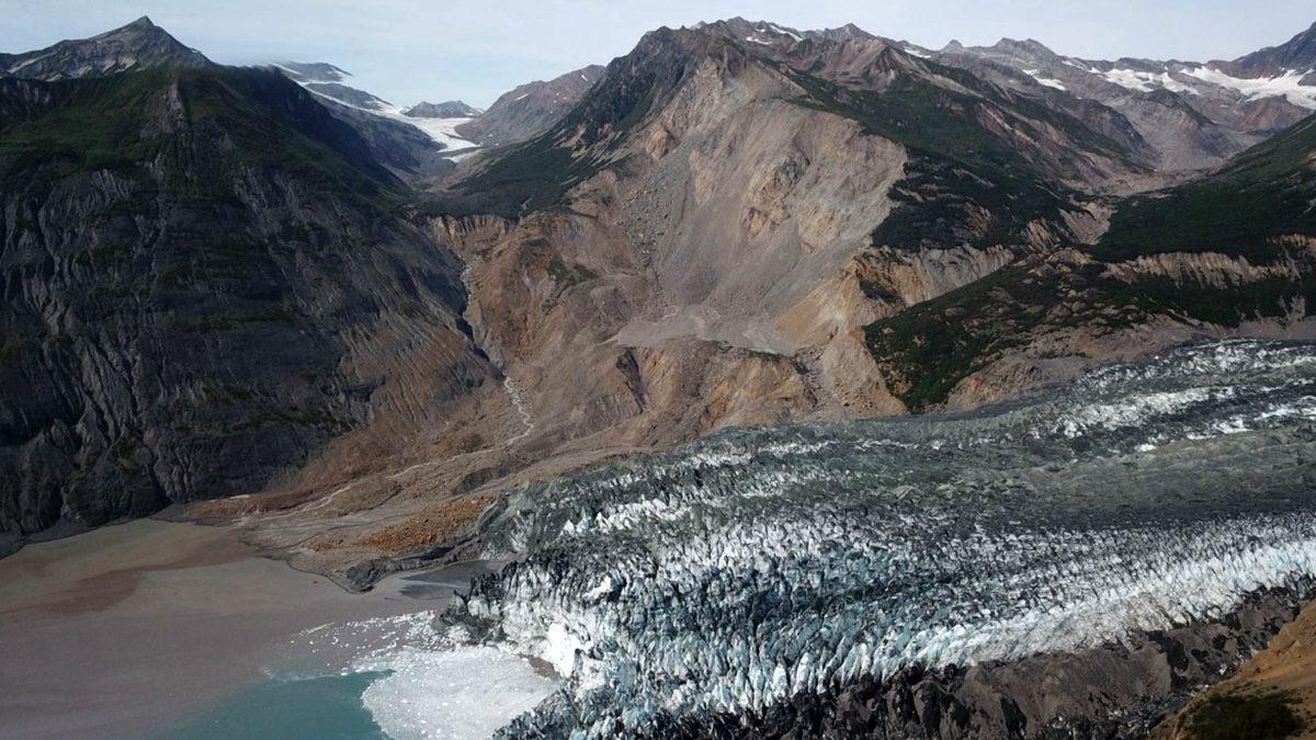 Dünya Tarihinde Kayıtlara Geçen En Büyük Megatsunami: Üst Üste 13 Tane Galata Kulesi Yüksekliğindeydi!