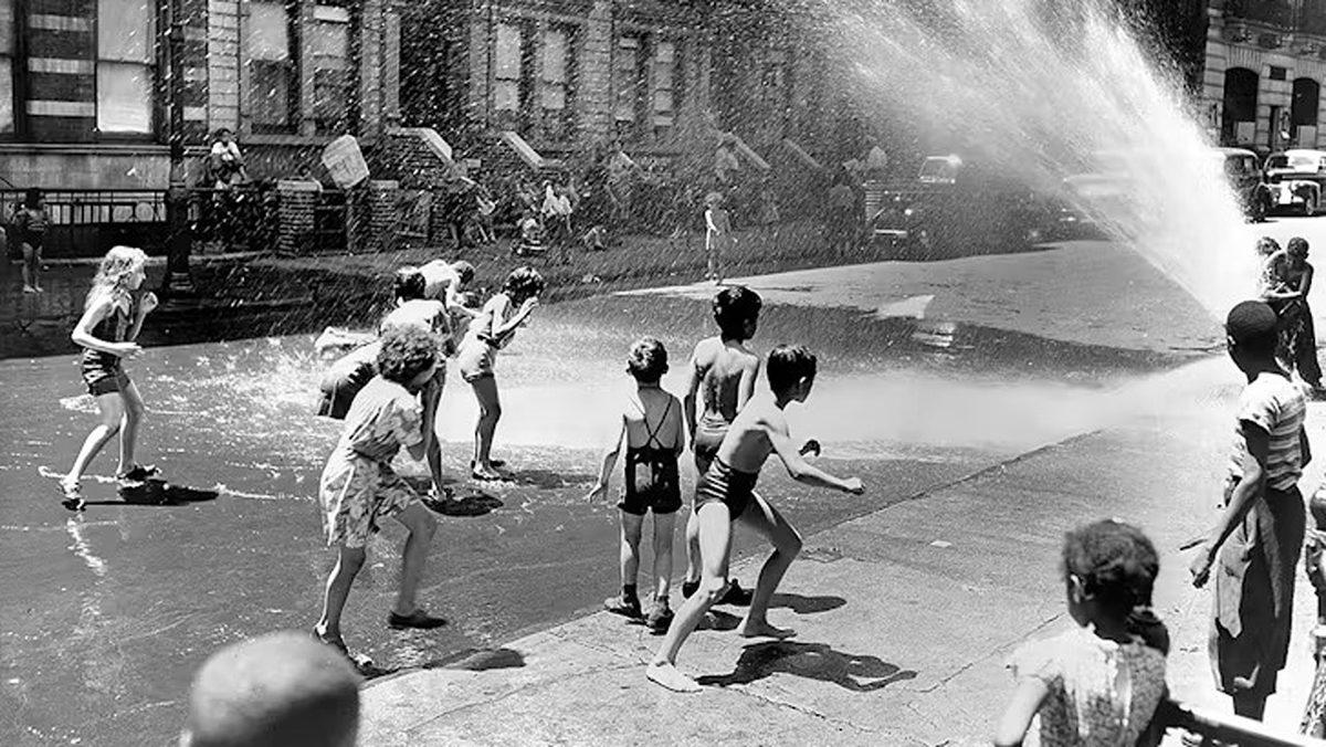 O Zamanlar Klima Yoktu Tabii: 1911’de Binlerce İnsanı Öldüren Sıcak Hava Dalgasında Neler Yaşanmıştı?