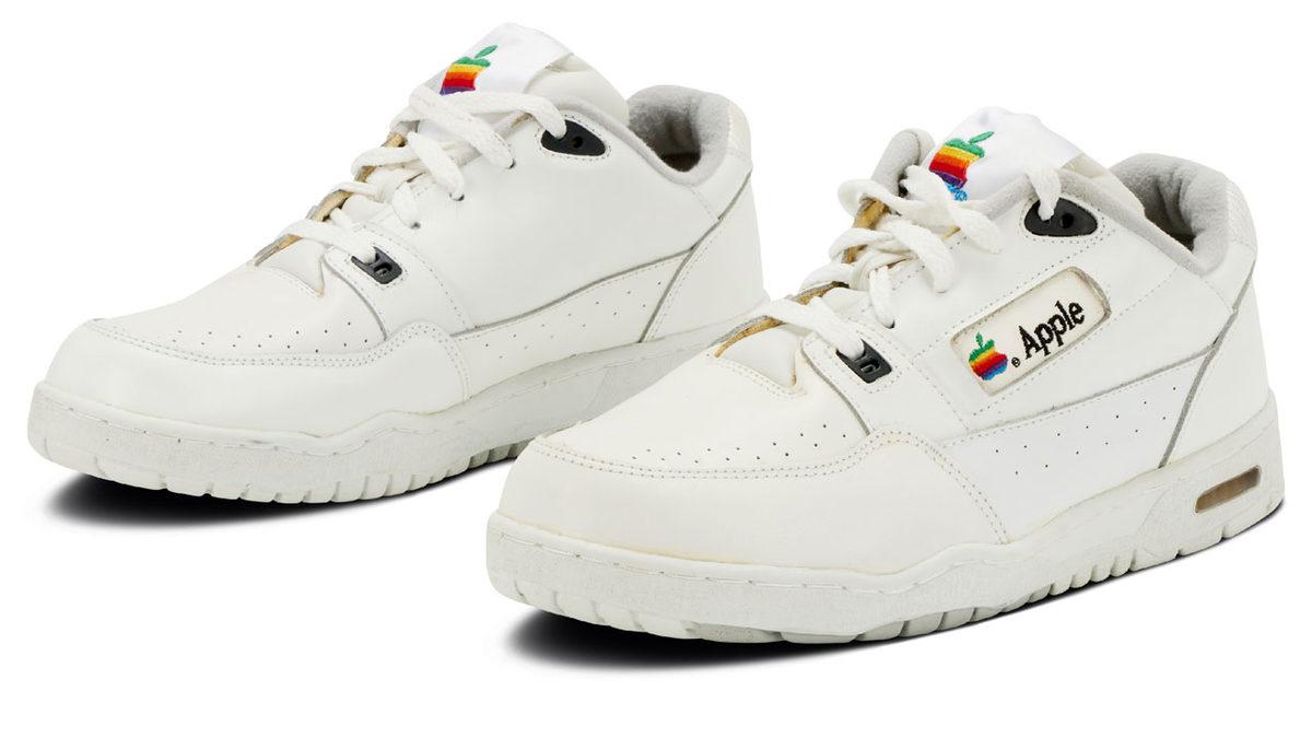 Apple Çalışanlarına Özel Üretilen Ayakkabılar, 