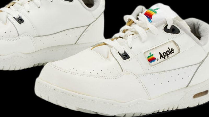 Apple Çalışanlarına Özel Üretilen Ayakkabılar, "Ev mi Alıyoruz?" Dedirten Fiyata Satışa Çıkarıldı