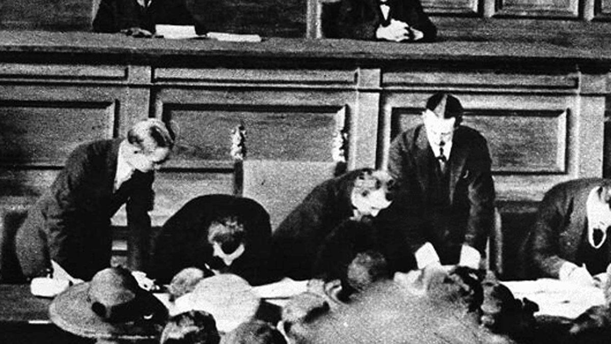 Lozan’ın Gizli Maddeleri Olduğu İddiasını İlk Kez Kim Ortaya Atmıştı? Hayır, Kahvehanedeki Biri Değil!