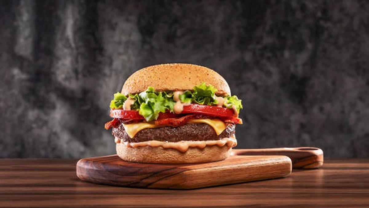 Amerika ile Özdeşleşen Hamburger Aslında 