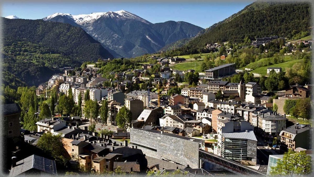 Dünyada Başka Hiçbir Ülkenin Kullanmadığı Bir Yönetim Biçimine Sahip Andorra Hakkında 8 İlginç Bilgiyi Derledik