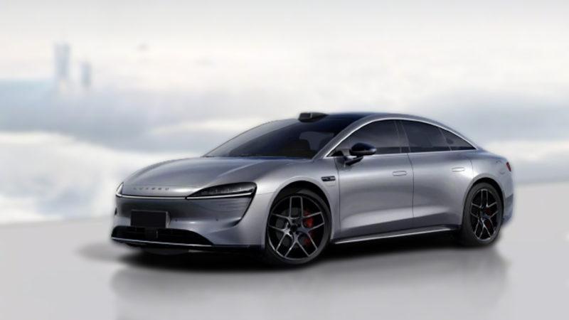 Huawei, Yeni Elektrikli Otomobili Luxeed’i Duyurdu: HarmonyOS 4’le Gelecek!