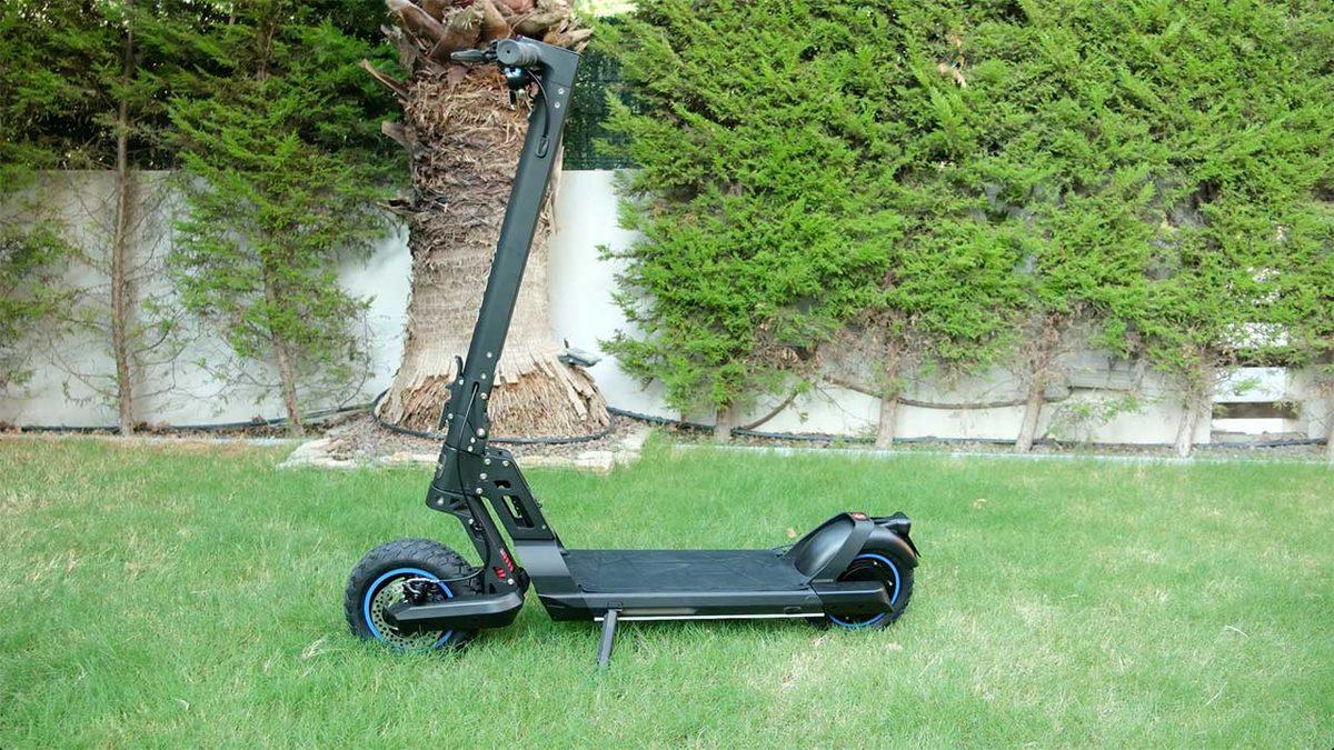 Toplu Taşıma Zamlarından ve Trafikten Kaçmanın Güvenli Yolu: HiFree G1 Scooter’ı İnceledik