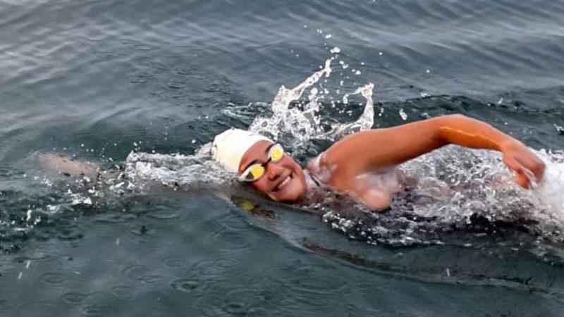 Aysu Türkoğlu, Kuzey Kanalı’nı Yüzerek Geçen İlk Türk Kadın Oldu!