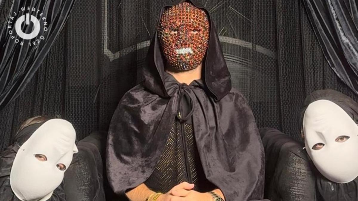 Sokakta Etrafa Dolar Saçtıktan Sonra Gözaltına Alınan OnlyFans Grubunun Merak Edilen Sorulara Verdikleri Özel Cevaplar