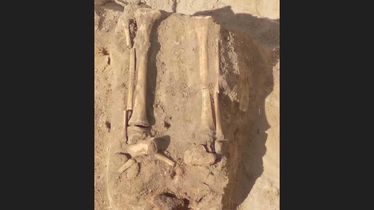 Zamanında Vampir Olduğu Düşünüldüğü İçin Toprağa Perçinlenen Küçük Bir Çocuğa Ait Kalıntılar Bulundu