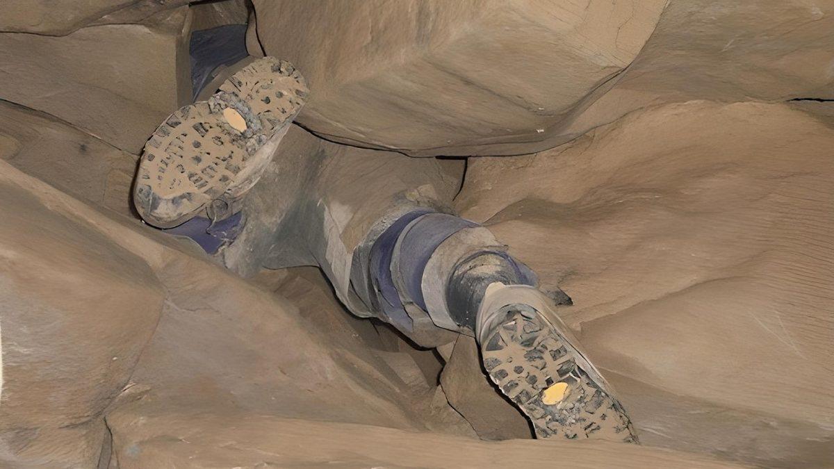 Okurken İçiniz Daralacak: Girdiği Mağaradaki Bir Oyukta Sıkışıp Kalan Adamın Çok Kötü Sonlanan Hikâyesi