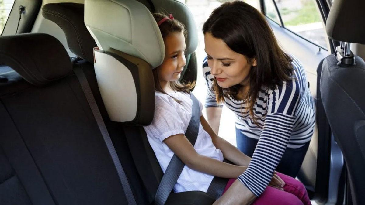 Arabada Çocukları Çocuk Koltuğuna Oturtmazsanız Ne Olacağını Gösteren Çarpıcı Görüntüler