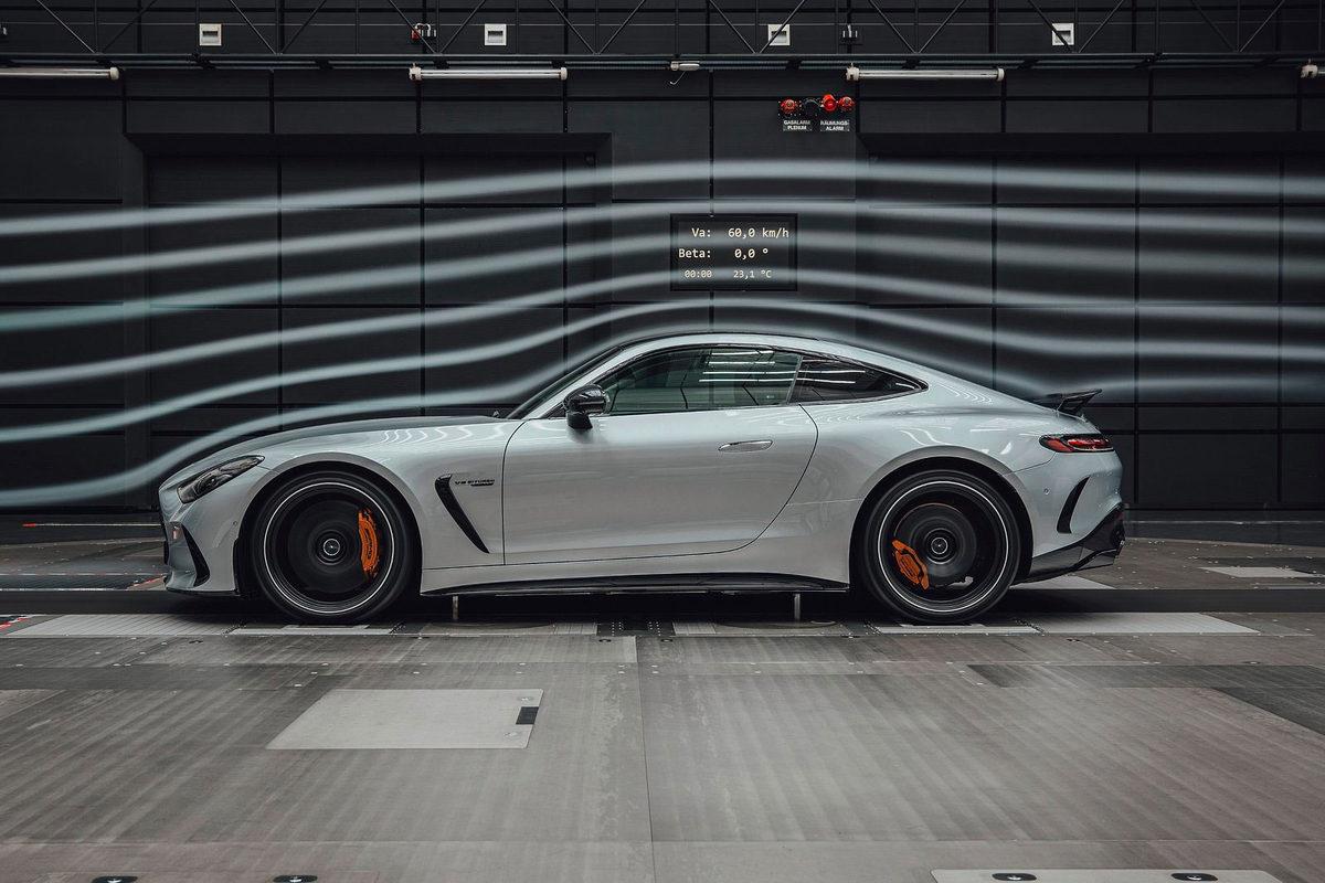 Mercedes’in Her Bir Detayına Aşık Olacağınız 2024 Model AMG GT Modeli Tanıtıldı