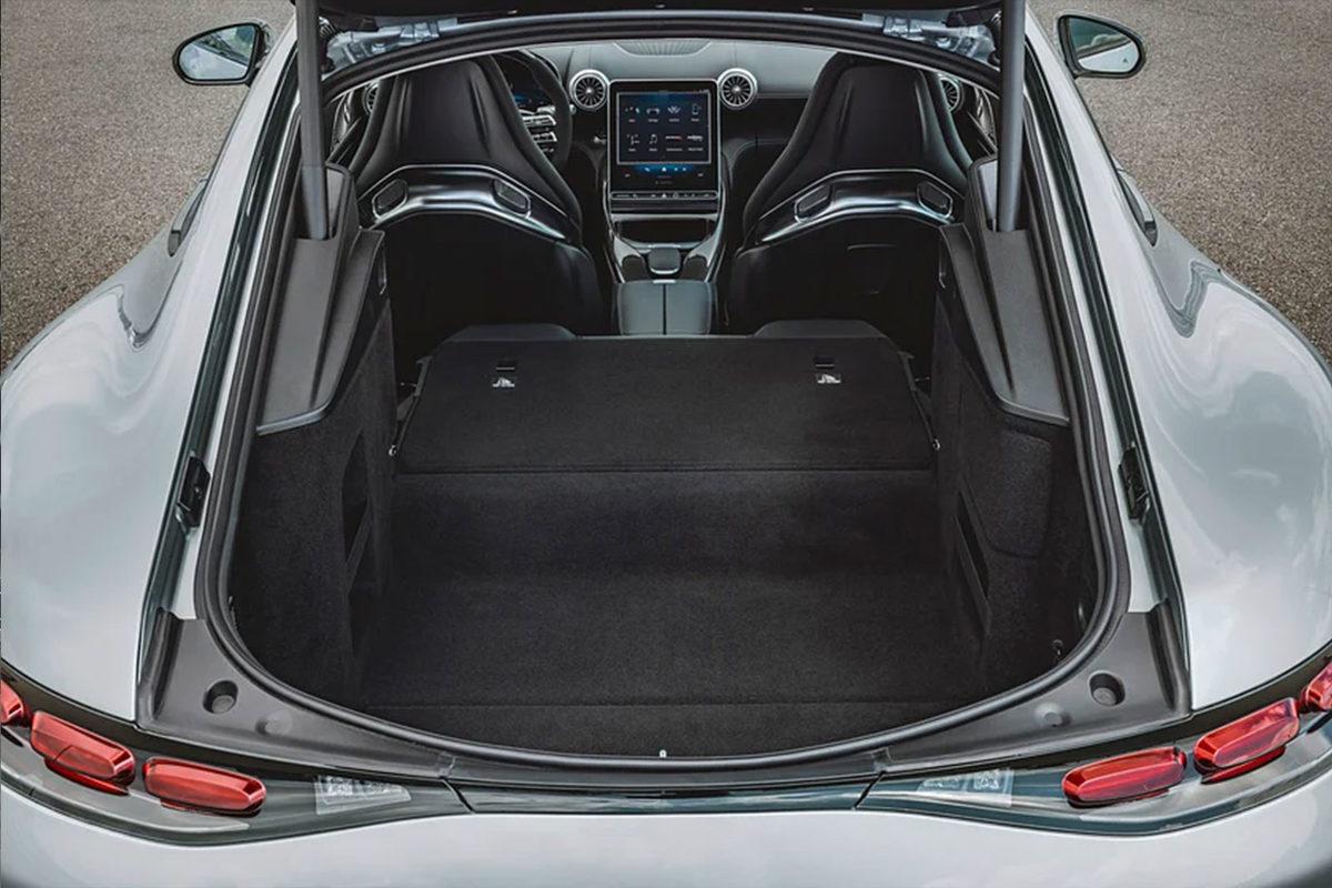 Mercedes’in Her Bir Detayına Aşık Olacağınız 2024 Model AMG GT Modeli Tanıtıldı