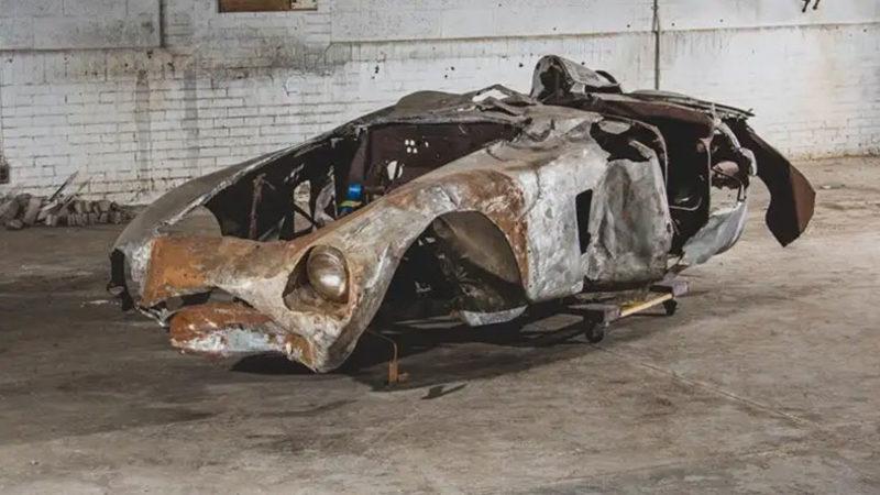 Bu Gördüğünüz ’Çıtır Hasarlı’ Ferrari, Yaklaşık 2 Milyon Dolara Satıldı: Peki Neden?