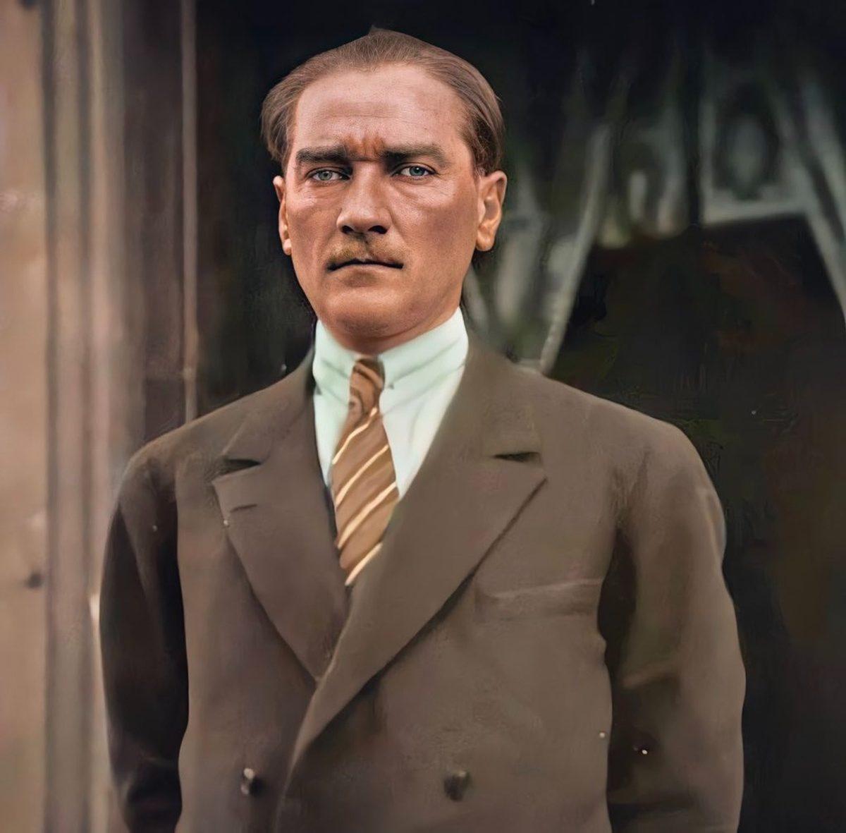 Atatürk’ün 57 Yıllık Hayatı Boyunca Geçirdiği Türlü Türlü Hastalıklar