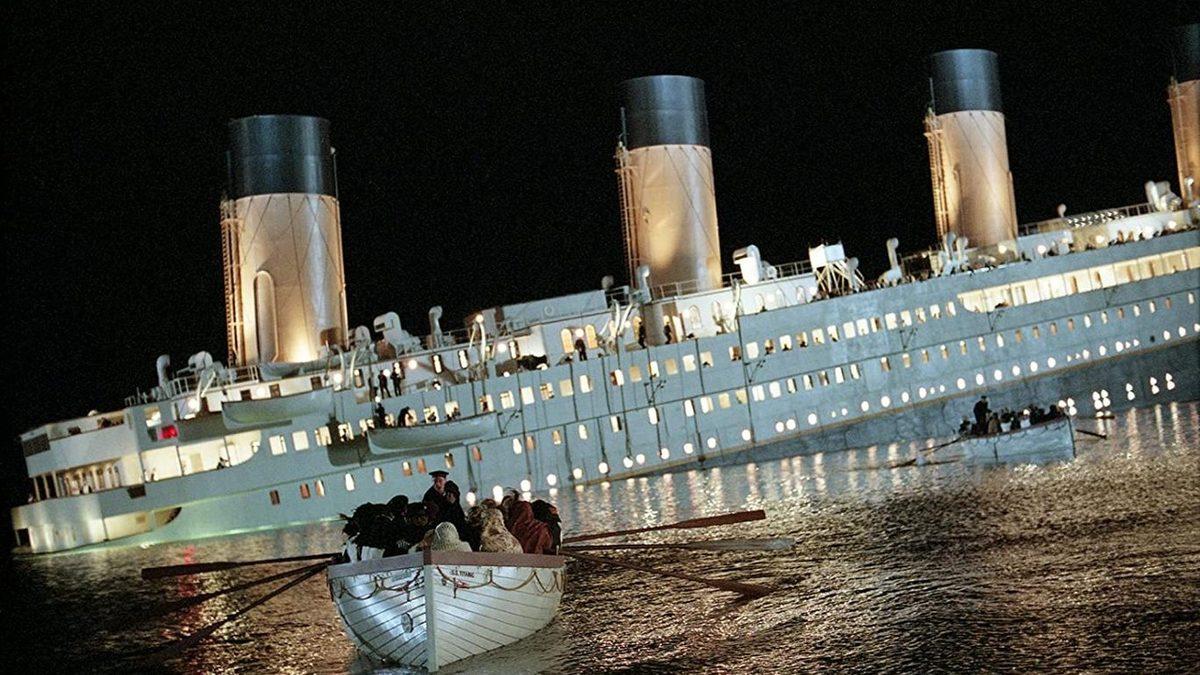 Titanik’ten Bu Yana Akıllarda Tek Bir Soru: Gemiler, Frenleri Olmamasına Rağmen Durmayı Nasıl Başarıyorlar?