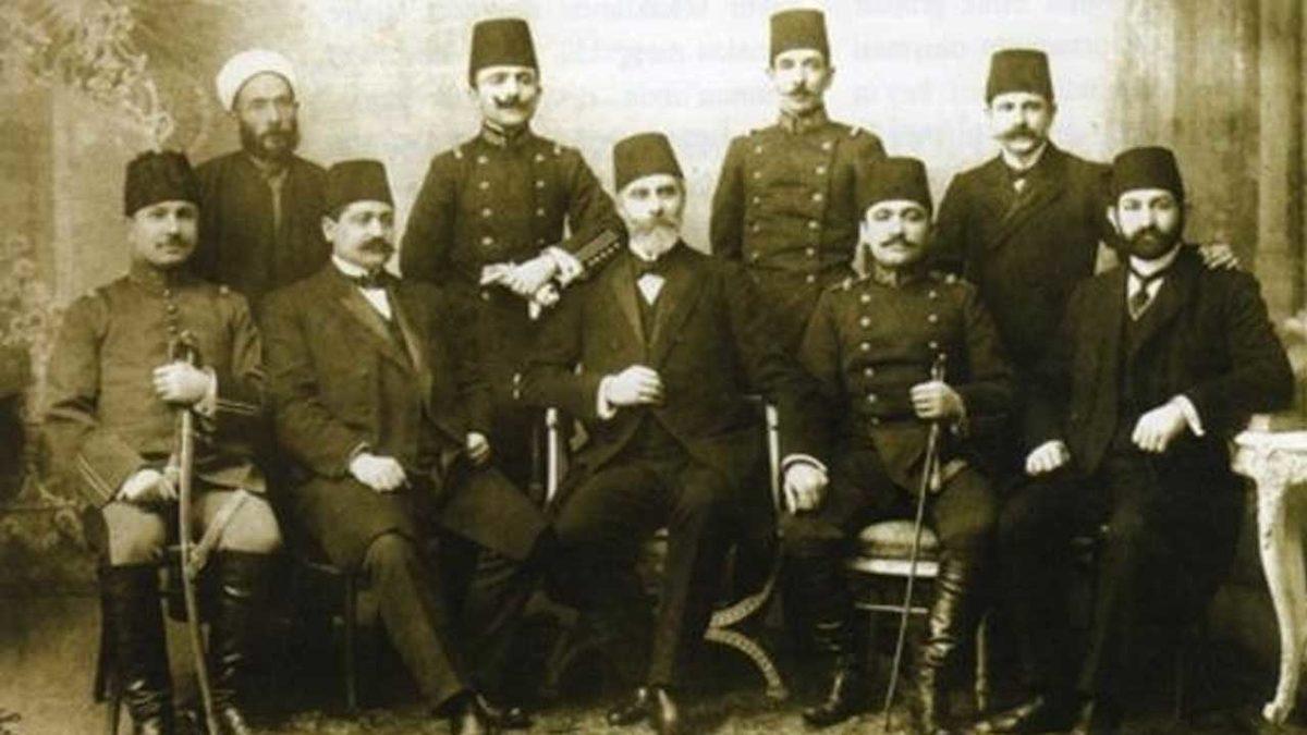 Osmanlı Devleti’nde de Dönem Dönem Uygulanan Yönetimin Biçimi ’Meşrutiyet’ Tam Olarak Nedir, Hangi Ülkelerde Kullanıldı?