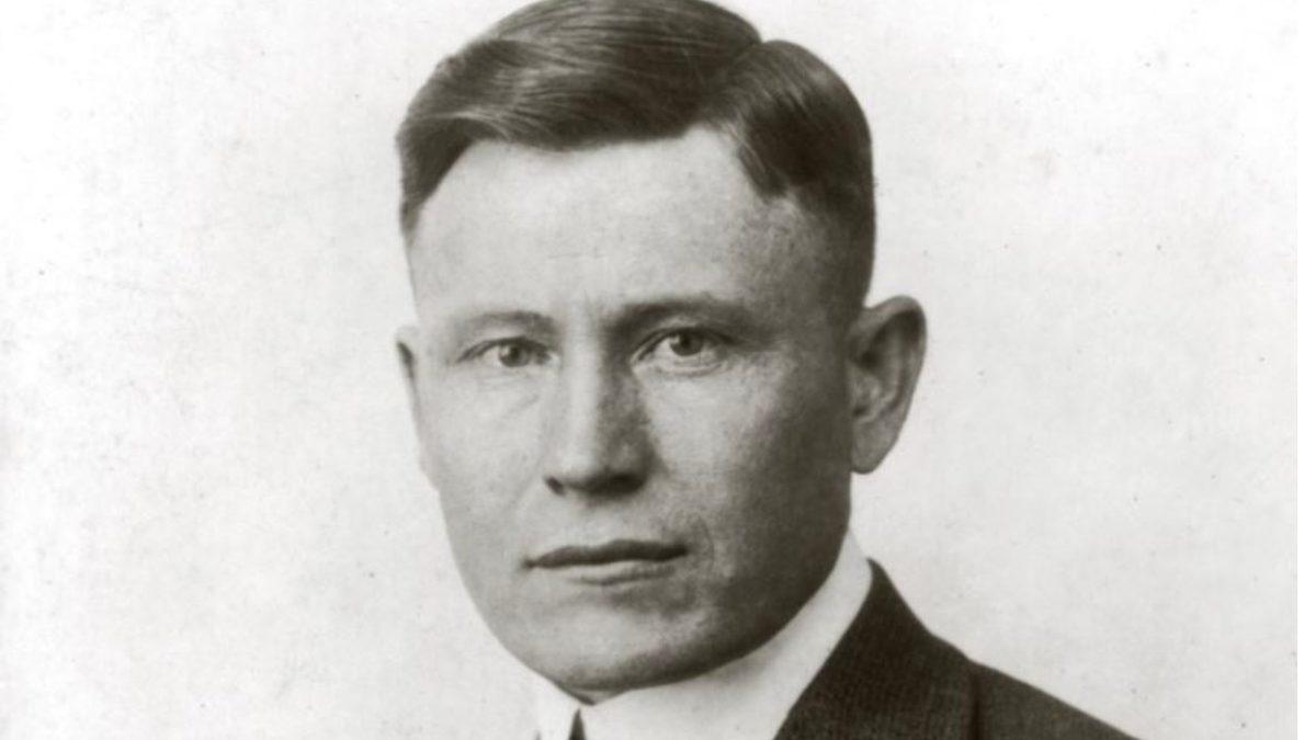 KFC’nin Logosundaki Sevimli İhtiyarın Herkese İlham Veren Başarı Hikâyesi: 1008 Kez Reddedilse de Asla Vazgeçmedi!