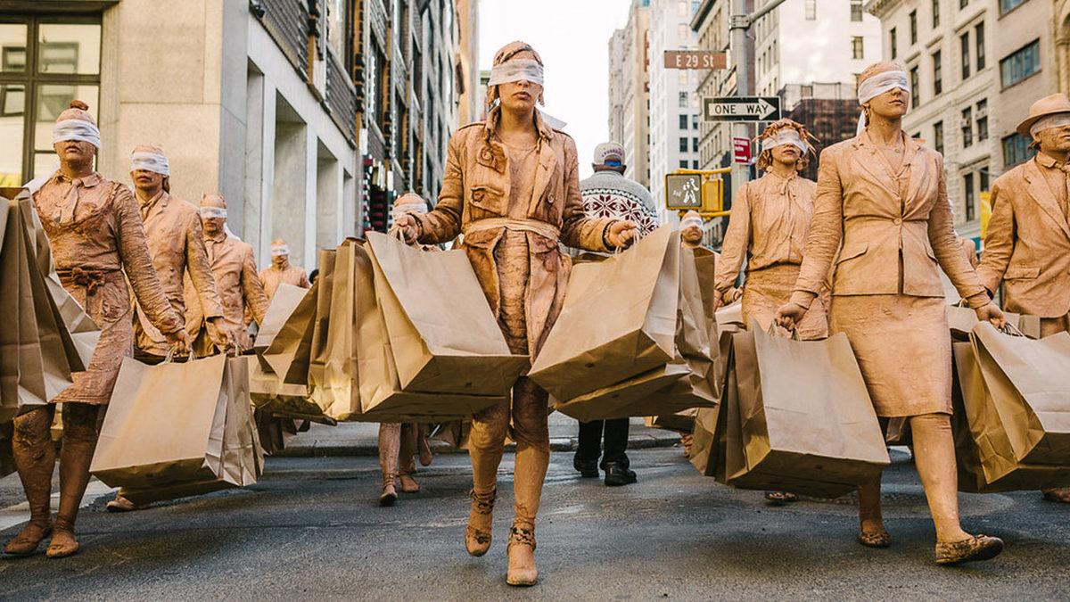 Dünyadaki Tüm Parayı Herkese Eşit Olarak Dağıtsaydık Neler Olurdu, Kişi Başı Kaç TL Düşerdi?