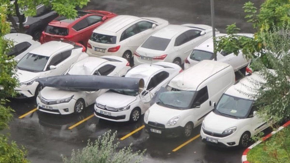 Ankara’da Üzerine Savaş Uçağının Yakıt Tankı Düşen Otomobilin Hasar Tespiti Yapıldı