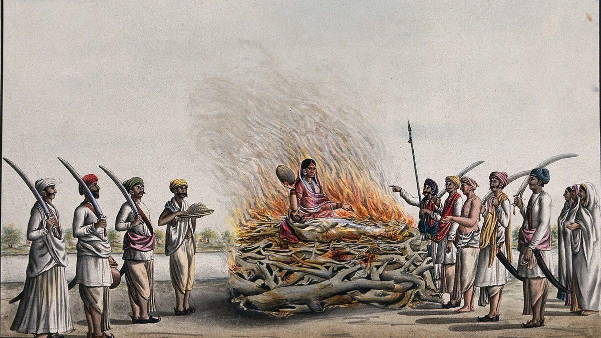 Hindistan’da Dul Kadınların Diri Diri Yakılmaya Zorlandığı Bu Geleneğin Sebebini Öğrenince Tepenizin Tası Atacak!