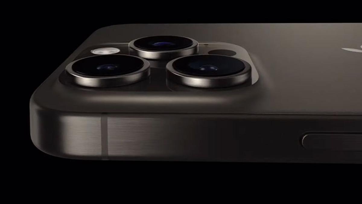 Yapay Zekâlı İlk iPhone Modelleri, iPhone 15 Pro ve Pro Max Bugün Hâlâ Alınır mı? İşte Özellikleri ve Güncel Fiyatları!