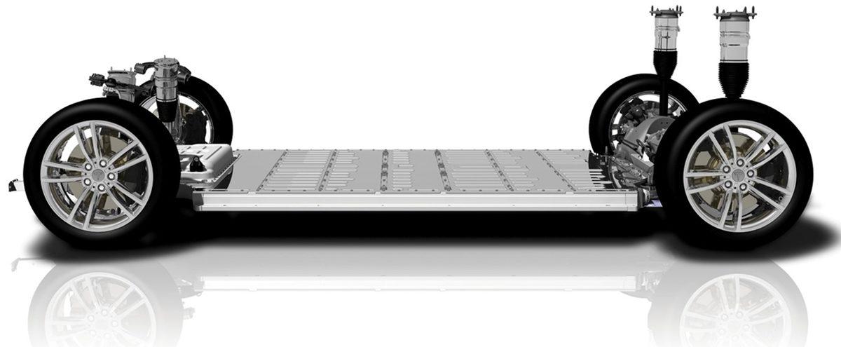 Tesla Araçlar Nasıl Oluyor da Sel Suları Arasından Bile Sorunsuz Bir Şekilde İlerleyebiliyor?