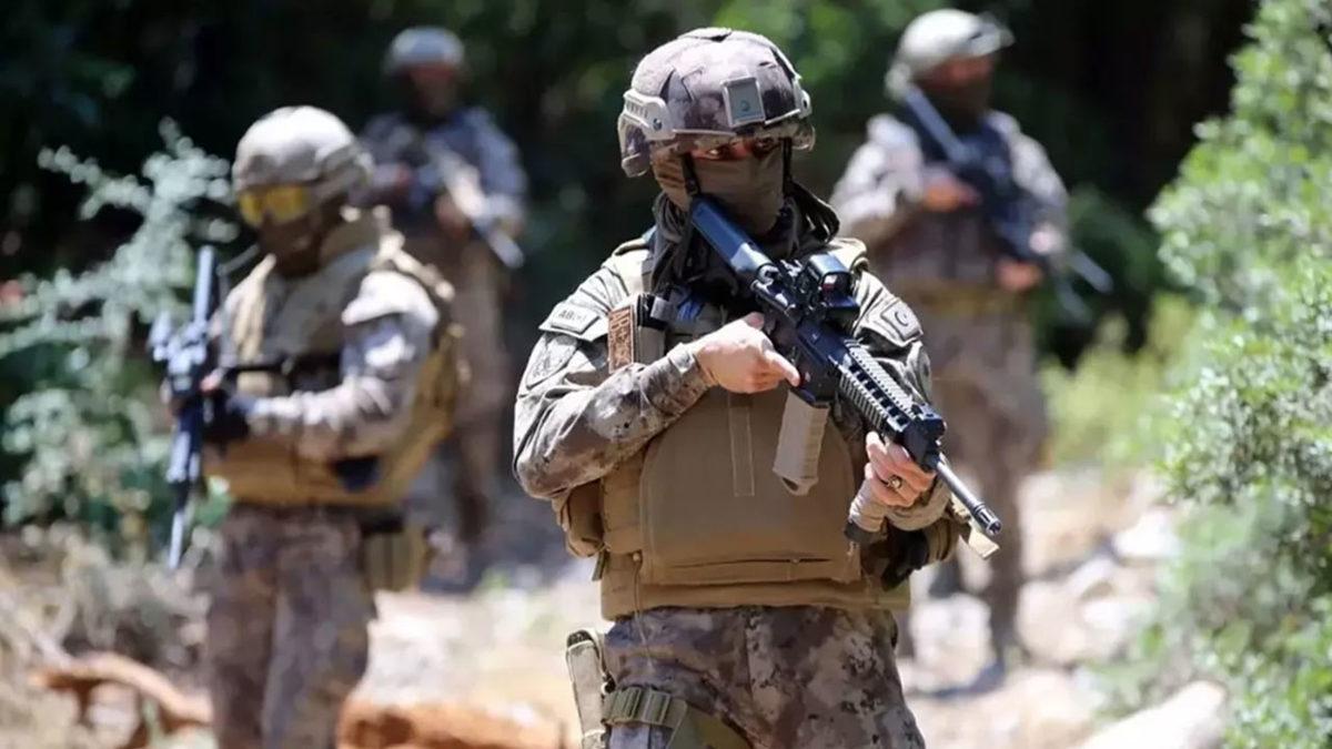 Eskiden Askeri Üniformalar Her Ülkede Farklı Renklerdeyken Ne Oldu da Hepsi Hâki Yeşili Oldu?