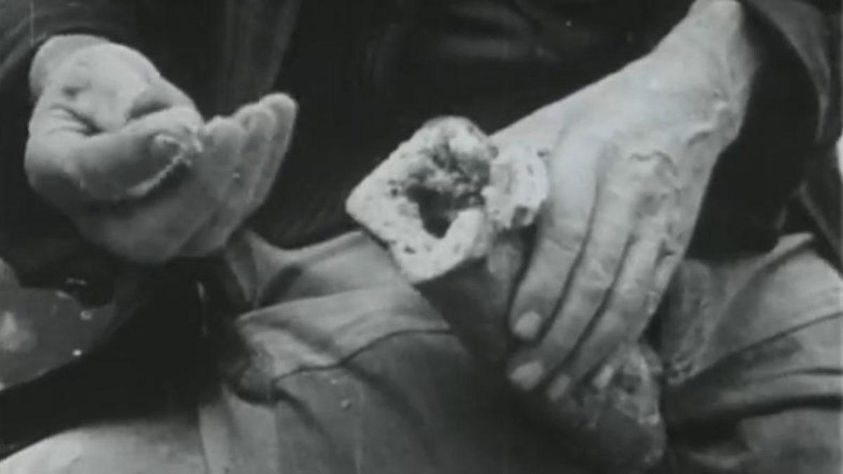 The Last of Us’taki Gibi Zombileştirmese de 300 Kişilik Koca Bir Köyü 