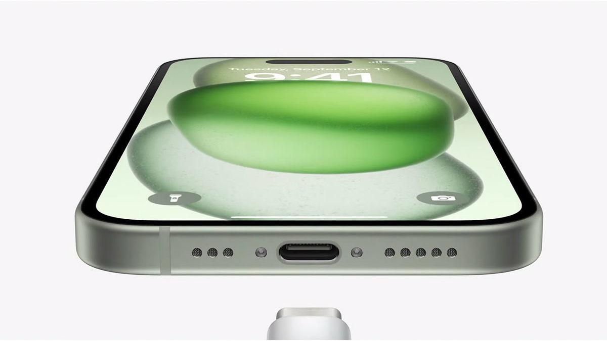 iPhone 14’ü Olan Birinin 6 Bin TL Daha Pahalı Olan iPhone 15’e Geçmesine Gerek Var mı?