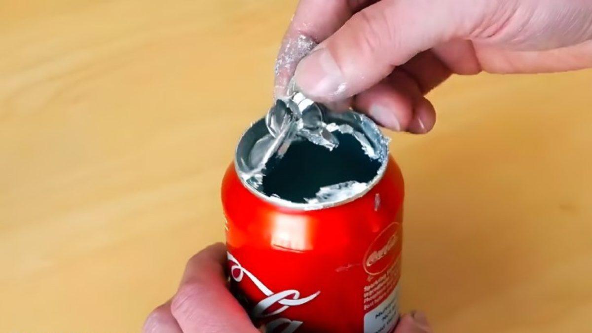 Bazı Metalleri Paramparça Eden Bu Element, Nasıl Oluyor da Elimize Değdiğinde Hiç Zarar Vermiyor?