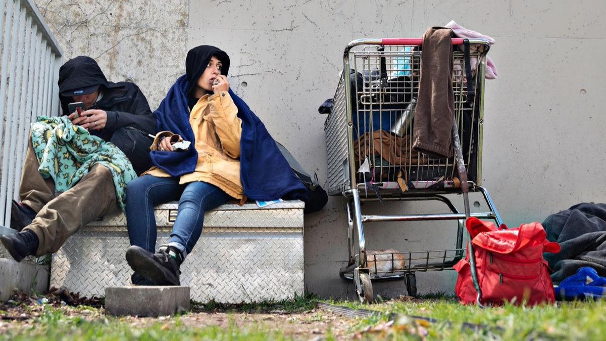 Dünyanın En Büyük Ekonomisine Sahip Olmasına Rağmen Amerika’da Neden Bu Kadar Çok Evsiz İnsan Var?