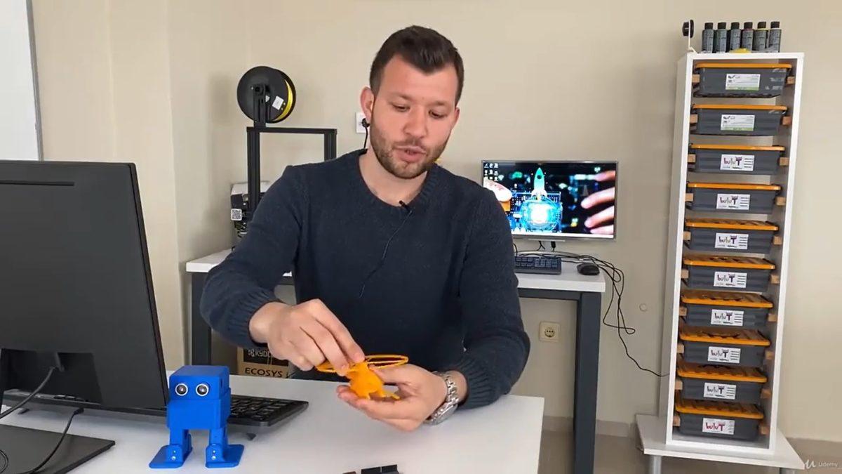 Robot Yapımı İçin Olmazsa Olmaz ‘Robotik Kodlama’ Öğrenebileceğiniz Online Kurs Tavsiyeleri