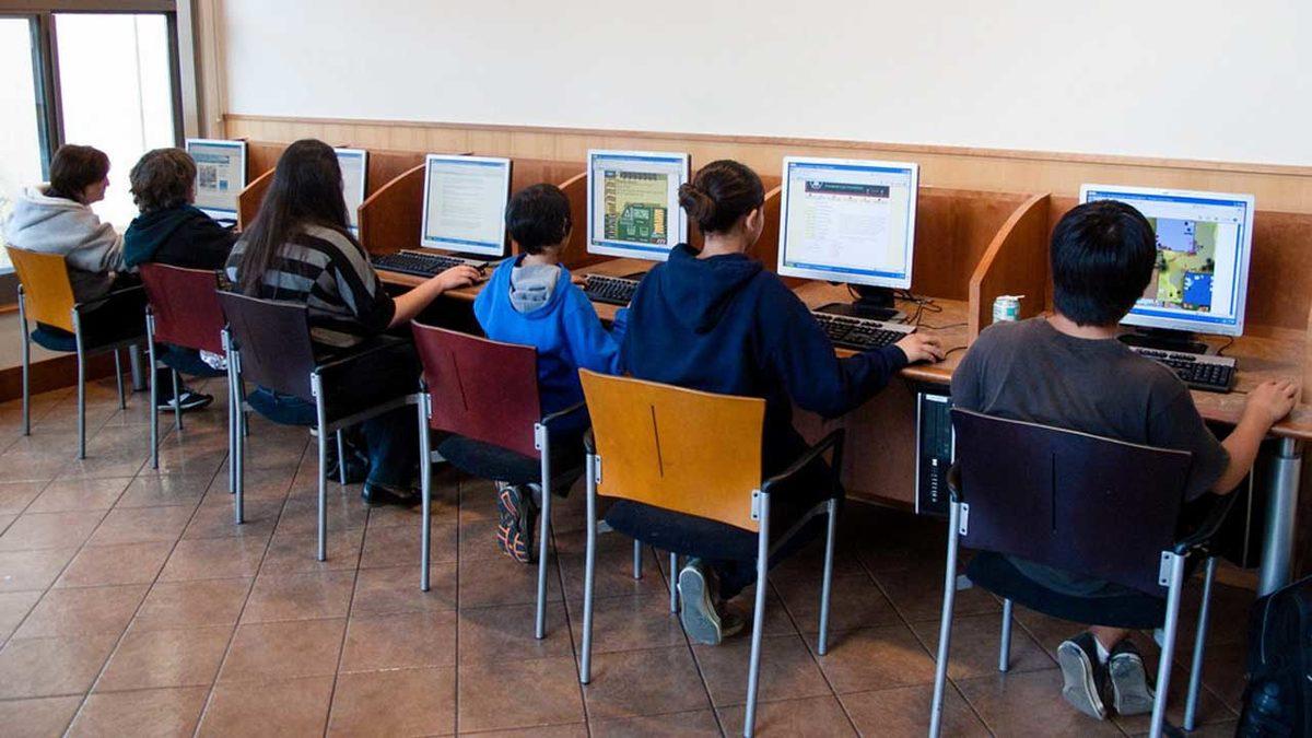 Bir Zamanlar Gün İçinde Kullanırken Artık Hiç Kullanmadığımız 15 Nostaljik Cümle