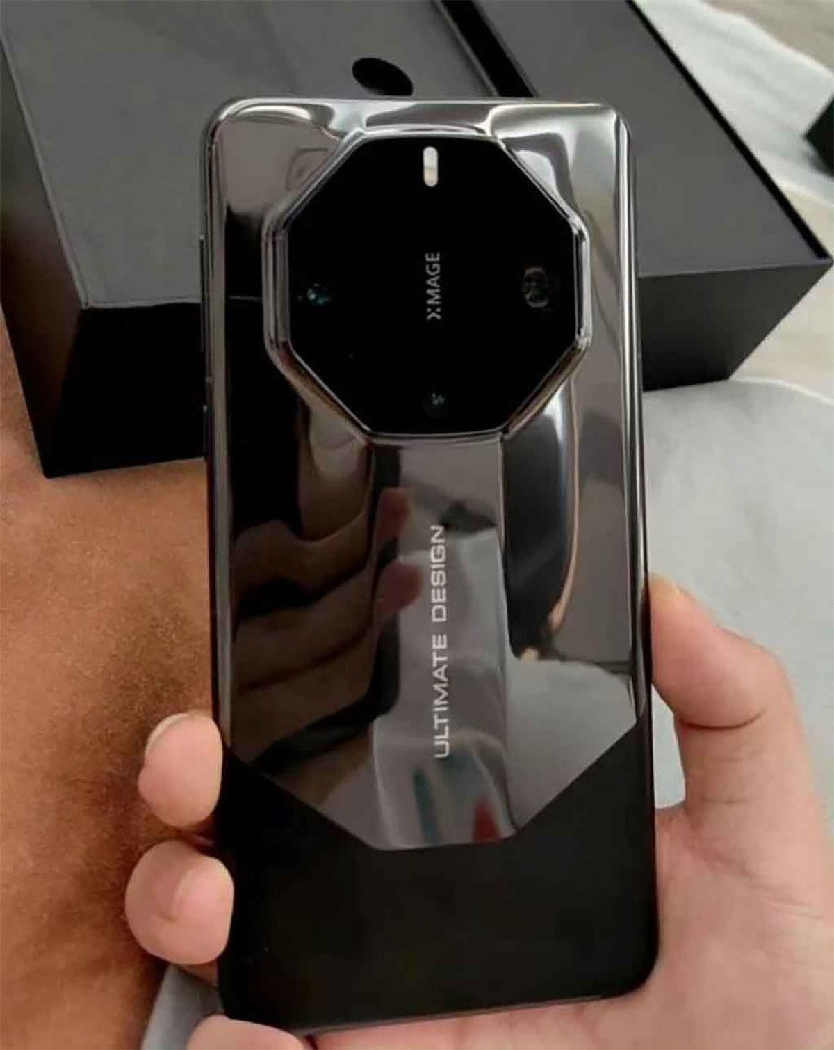 Huawei Mate 60 RS Ultimate Design’ın Tasarımı, Tanıtımına 1 Gün Kala Ortaya Çıktı