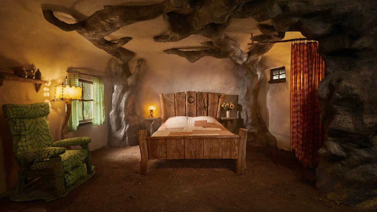 Yeşil Dev Shrek’in Evi, Gerçek Dünyada İnşa Edildi: Kiralanıp Konaklanabilecek!