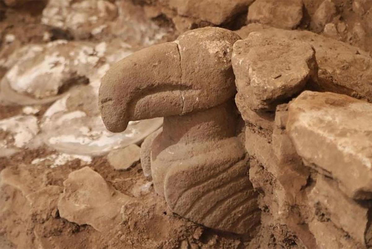 Tarihin Sıfır Noktası Olarak Bildiğimiz Göbeklitepe’de İlk Kez ’Boyalı’ Bir Heykel Bulundu