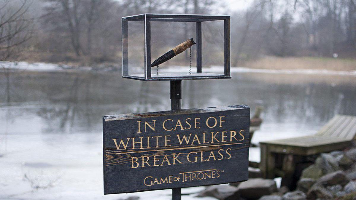 Film ve Dizileri Dış Mekânda Tanıtırken Hayal Gücünün Son Damlasına Kadar Kullanıldığı Yaratıcı Reklamlar