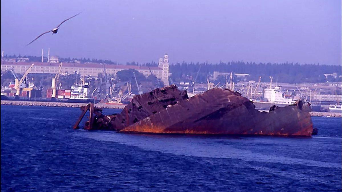 Tam 44 Yıl Önce İstanbul Boğazı’nın Ortasında Yaşanan Korkunç Deniz Felaketi: Independenta Tanker Patlaması