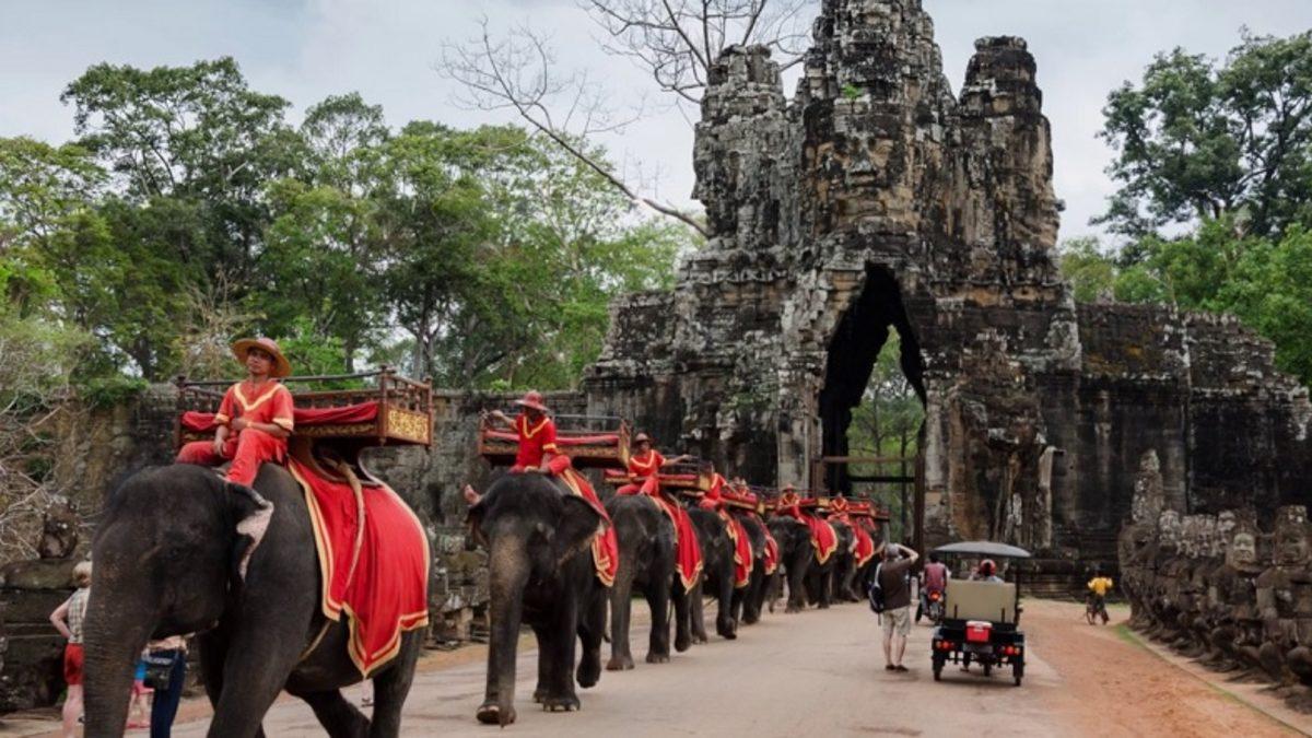 Benzerini Arasanız Bulamayacağınız Bir Bayrağa Sahipler: Kamboçya’nın Ne Kadar İlginç Bir Ülke Olduğunu Kanıtlayan 8 Özelliği