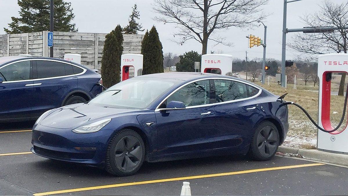 Norveç Sokaklarında Adım Başı Tesla Olmasının Sebeplerini Öğrenince “Darısı Türkiye’nin Başına!” Diyeceksiniz