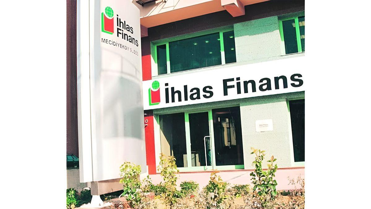 Olmadığı Masa Yok: Şofben de Kola da Üreten İhlas Holding, Nasıl Oldu da Her Sektörde Adını Duyurmayı Başardı?